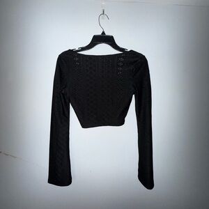 Elegant Black Long Sleeve Crop Top